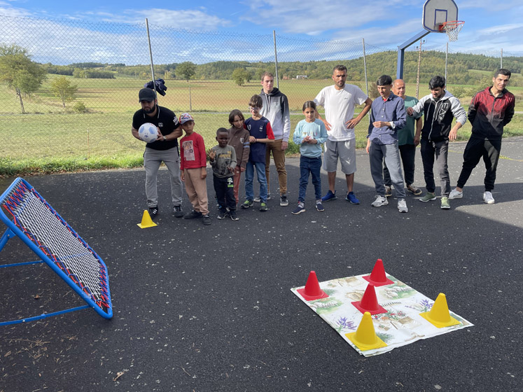 Tchoukball